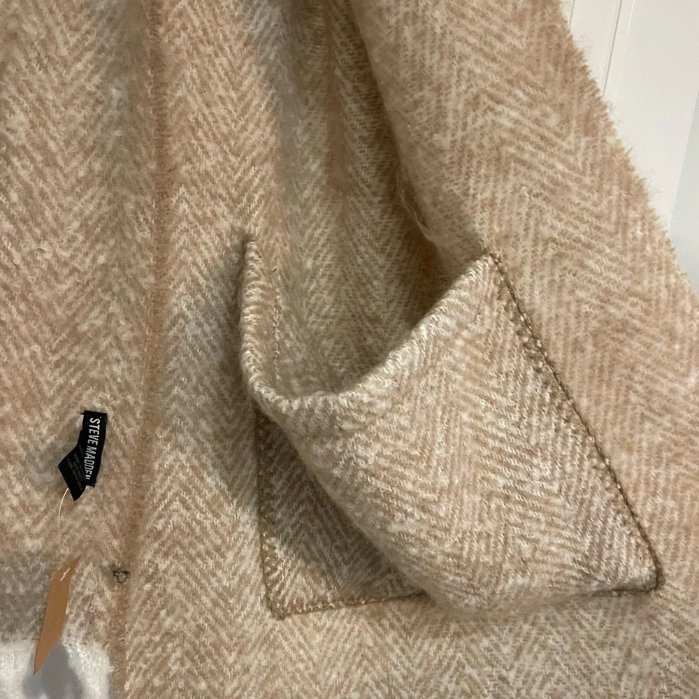 Steve Madden Beige and Ivory Herringbone Scarf